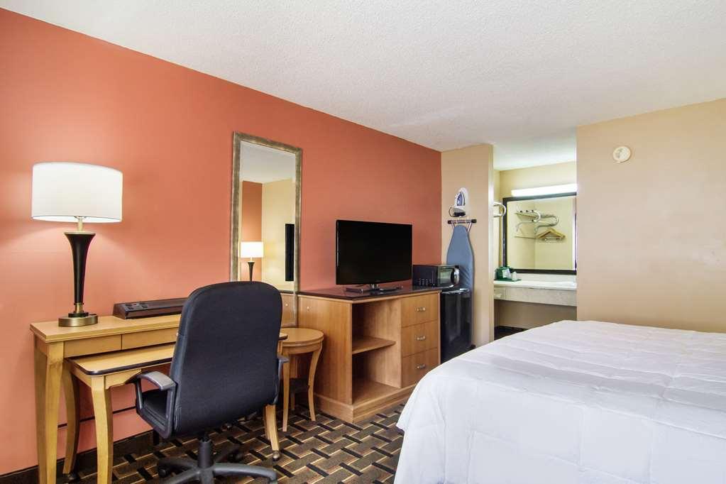 Americas Best Value Inn Darien Habitación foto